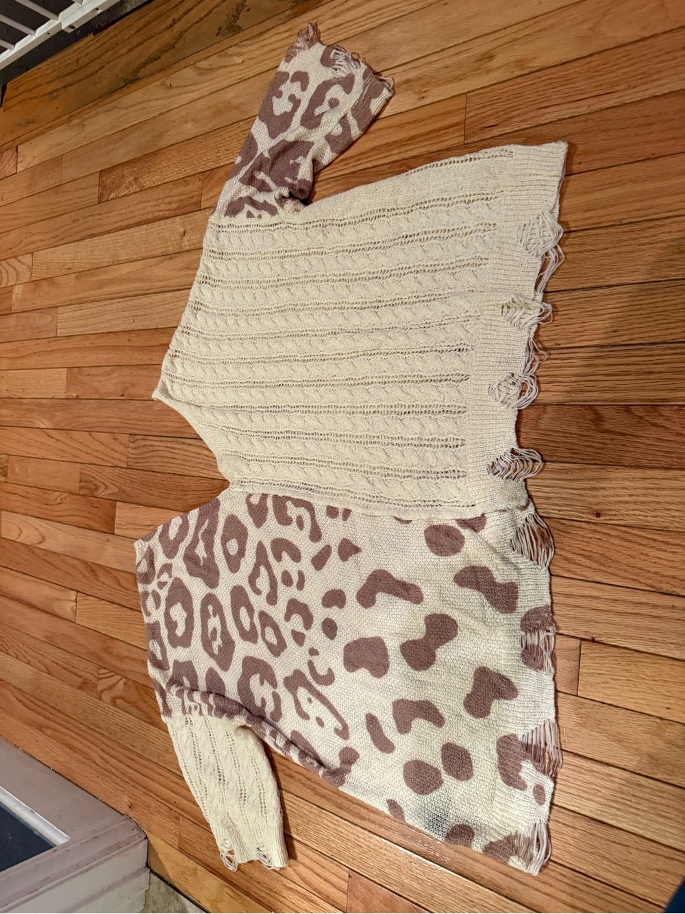 POL Cream Knit Top Subtle Texture Distressing boho festival - Picture 7 of 7